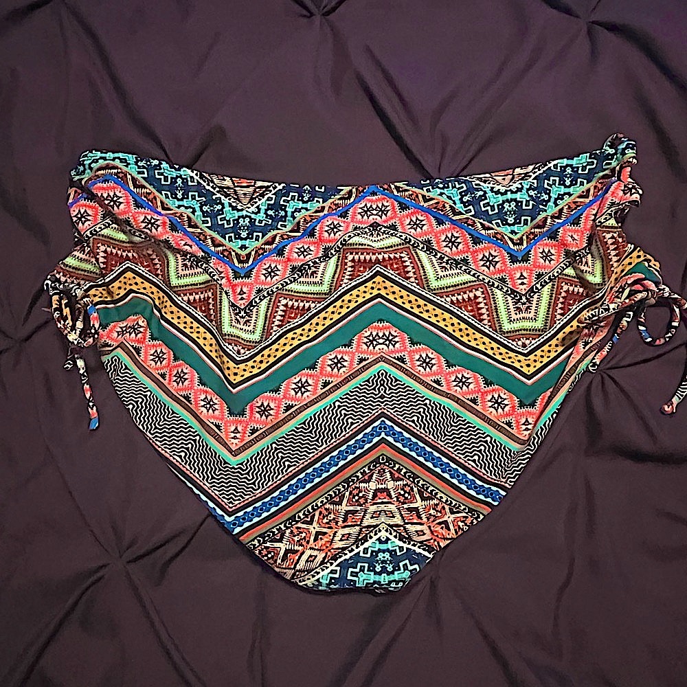 Colorful 2-Piece Swim Set - Picture 7 of 7